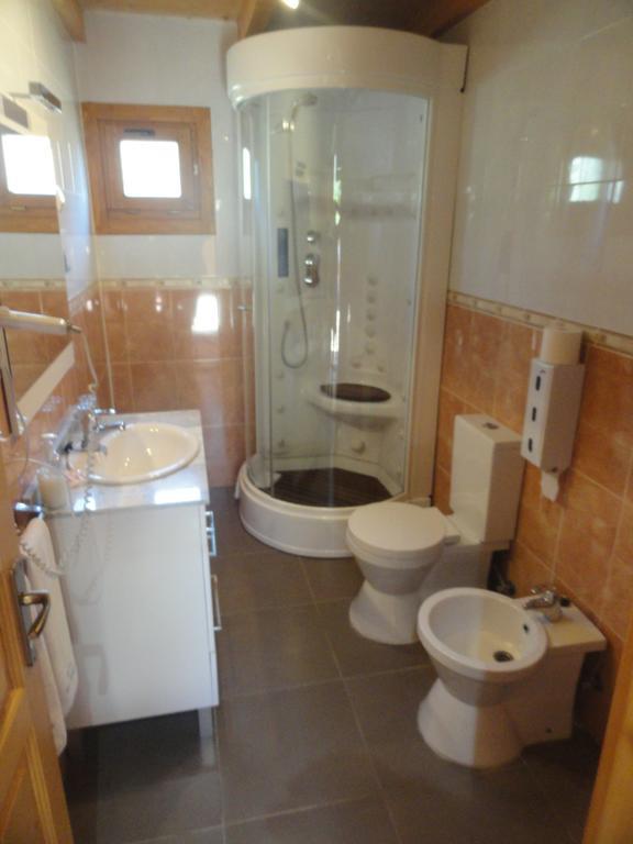 Motel San Isidro Villarrubio ภายนอก รูปภาพ
