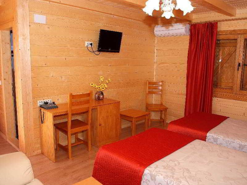 Motel San Isidro Villarrubio ภายนอก รูปภาพ